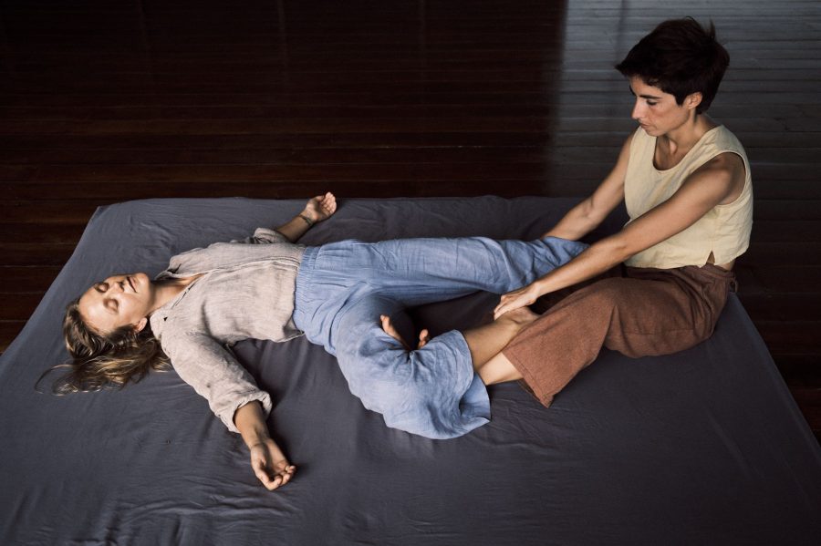 Massage_Irene_osteothai_legs